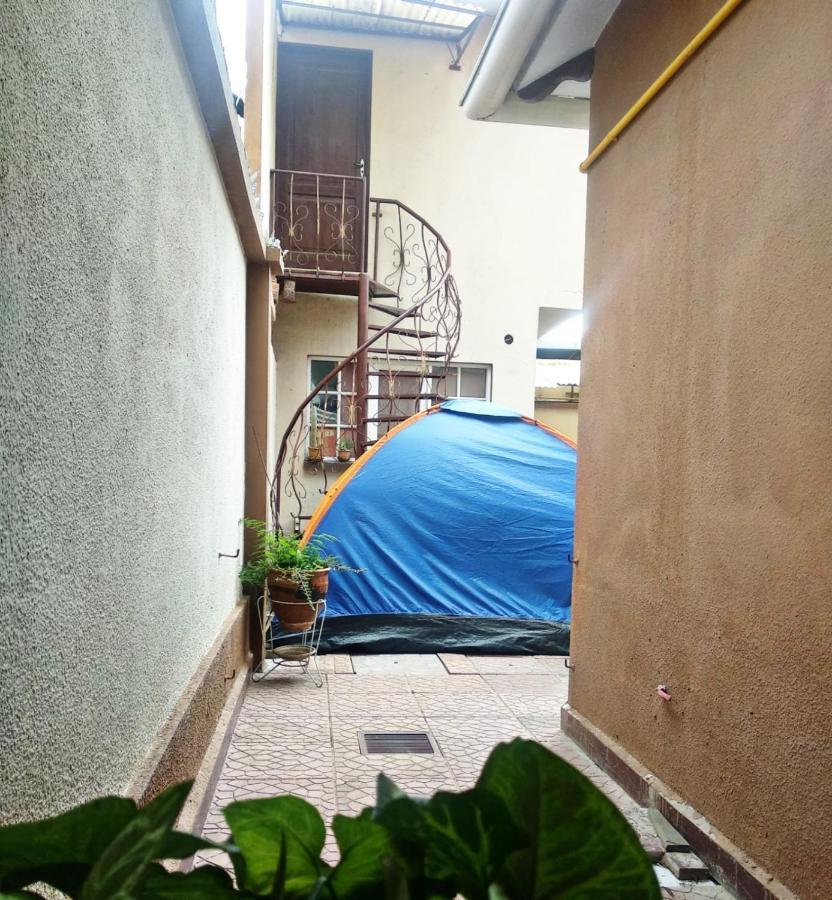 Residencial Moroni - Alojamiento En Cochabamba Acomodação com café da manhã Exterior foto