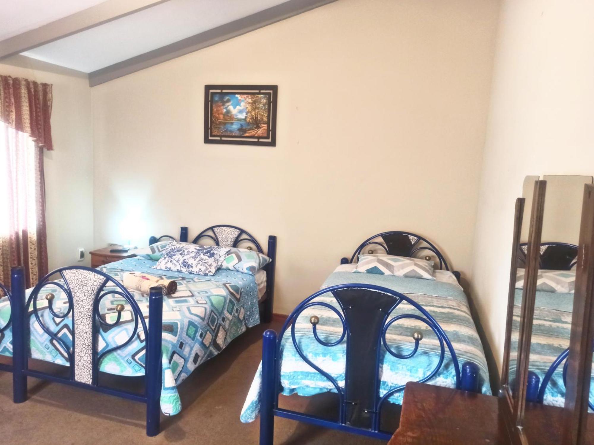 Residencial Moroni - Alojamiento En Cochabamba Acomodação com café da manhã Exterior foto